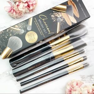 BILLION DOLLAR BEAUTY Charcoal 5 Piece Brush Set